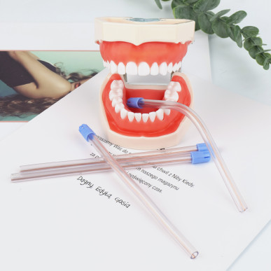 Pompes salivaires avec embout détachable – lot de 100